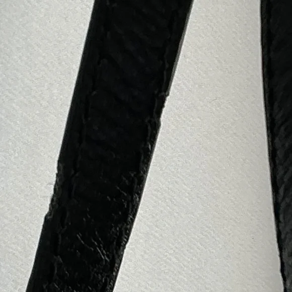 Michael Kors Tote Bag - Picture 14 of 16